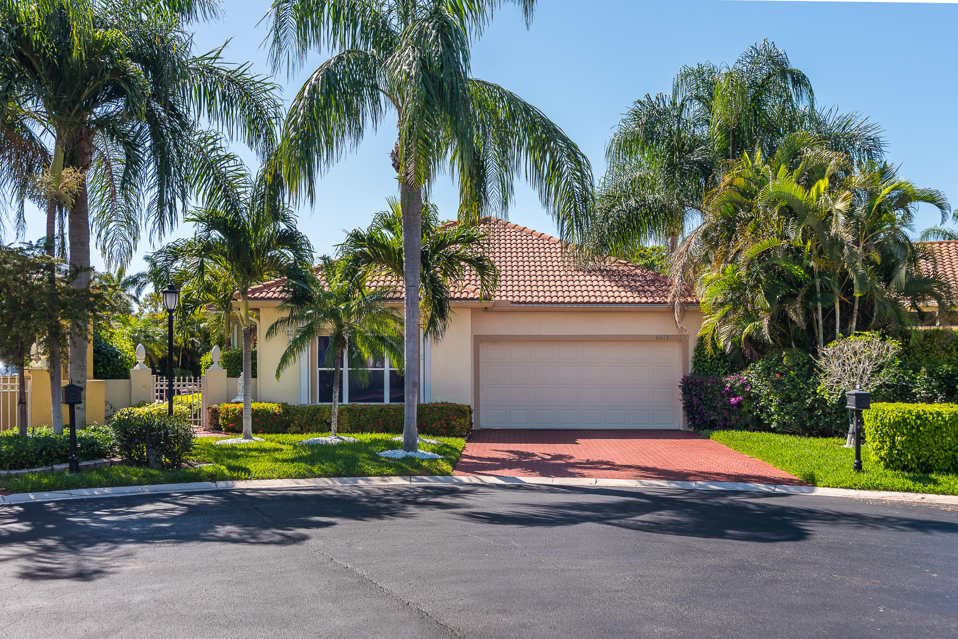 6613 Hampton Circle Boca Raton, FL 33496 - Photo 41 of 44 photo-26