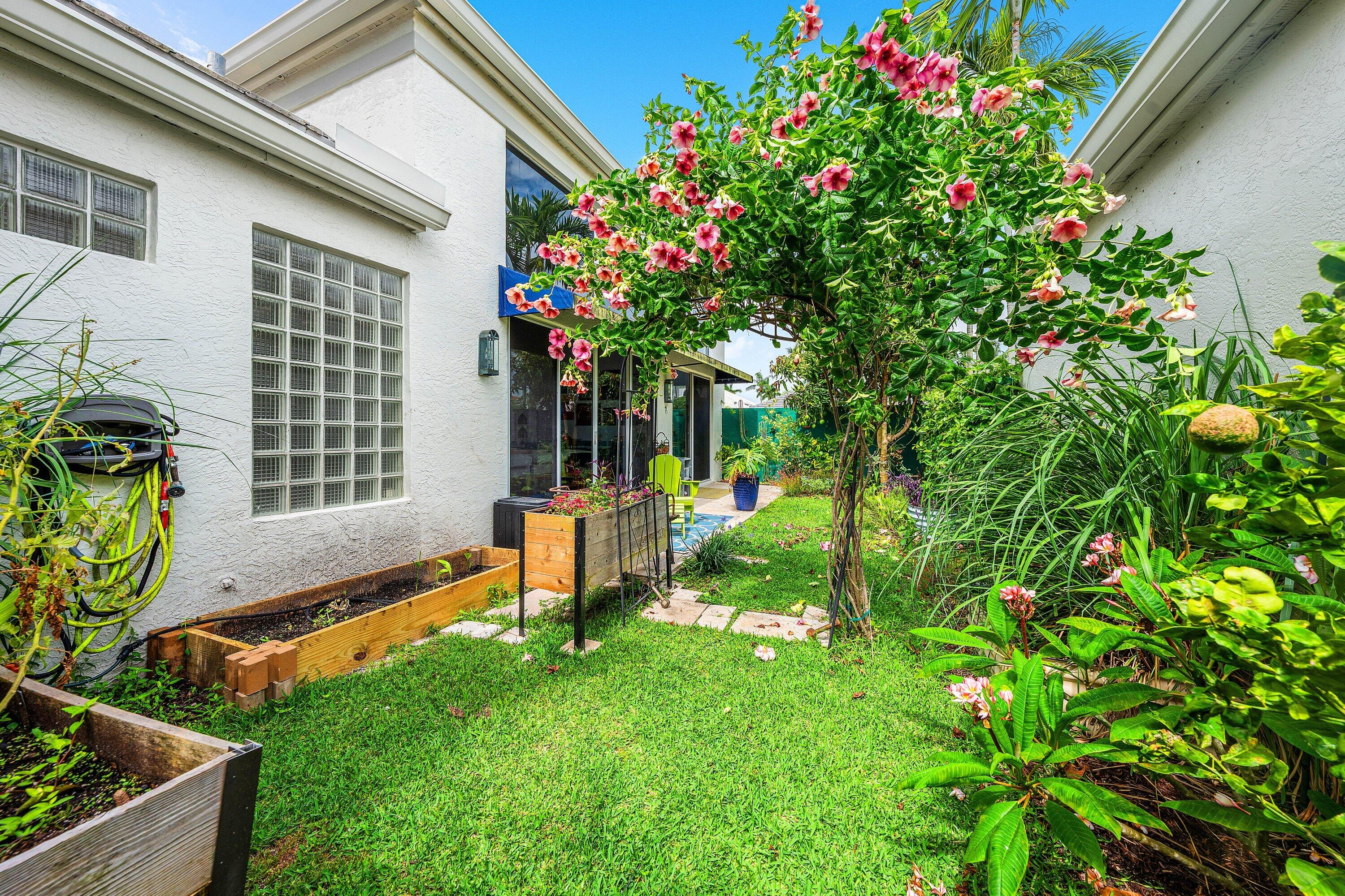 3507 Northwest Clubside Circle Boca Raton, FL 33496 - Photo 44 of 82 045-3507NorthwestClubsideCircle-BocaRato