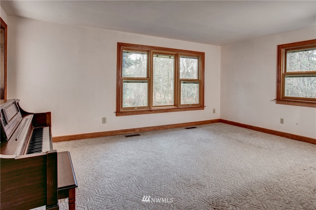 30504 Northeast Big Rock Road Duvall, WA 98019 - Photo 7 of 23 Gallery Image 7