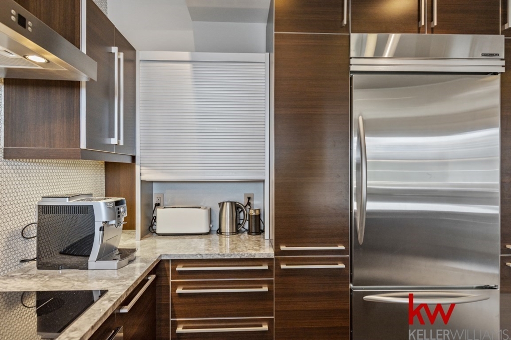 51 Beacon Street, Unit 4 Boston, MA 02108 - Photo 18 of 34