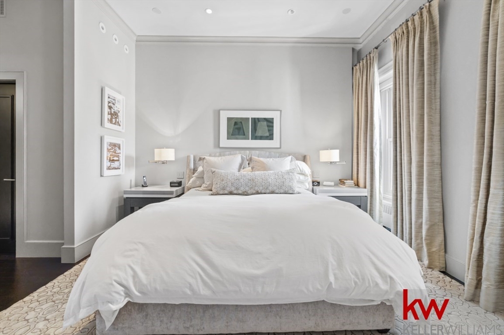 51 Beacon Street, Unit 4 Boston, MA 02108 - Photo 24 of 34