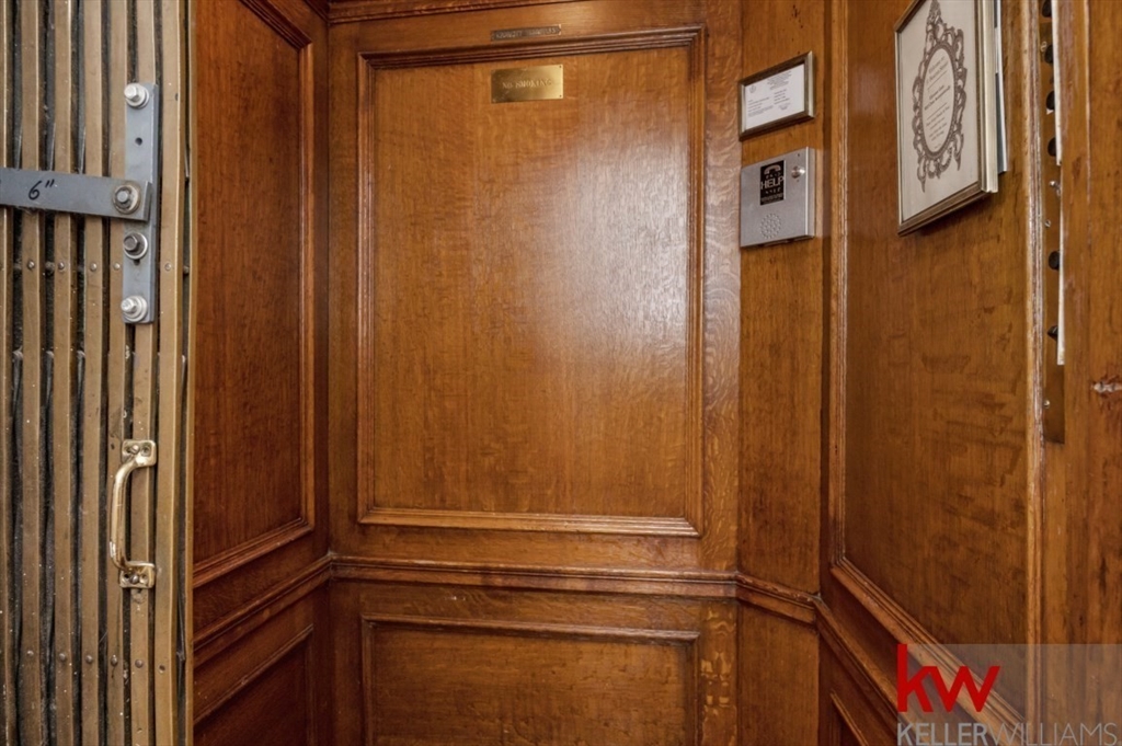 51 Beacon Street, Unit 4 Boston, MA 02108 - Photo 5 of 34