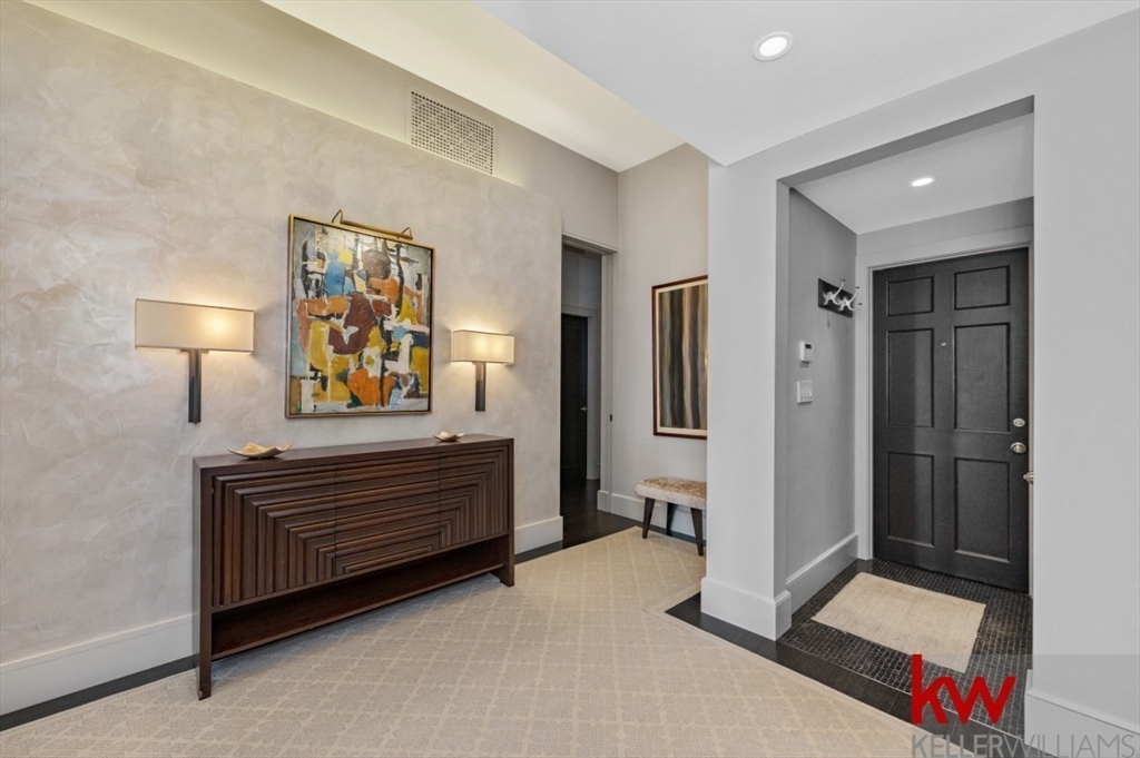 51 Beacon Street, Unit 4 Boston, MA 02108 - Photo 6 of 34