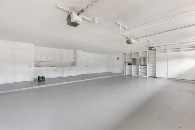 $1,850,000 | 1331 County Road 2071, Liberty, TX 77575