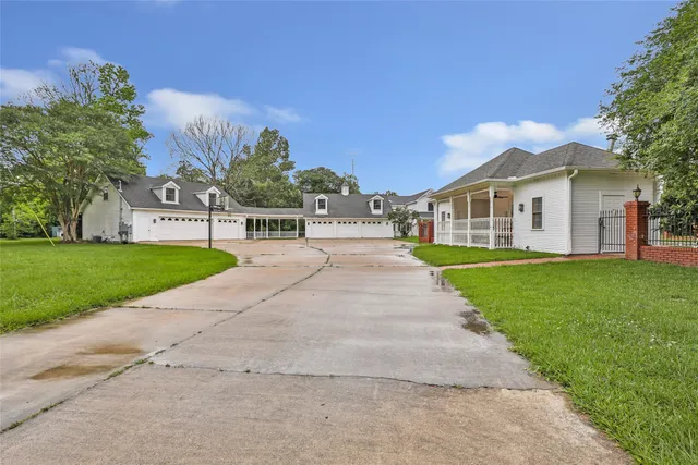 $1,850,000 | 1331 County Road 2071, Liberty, TX 77575