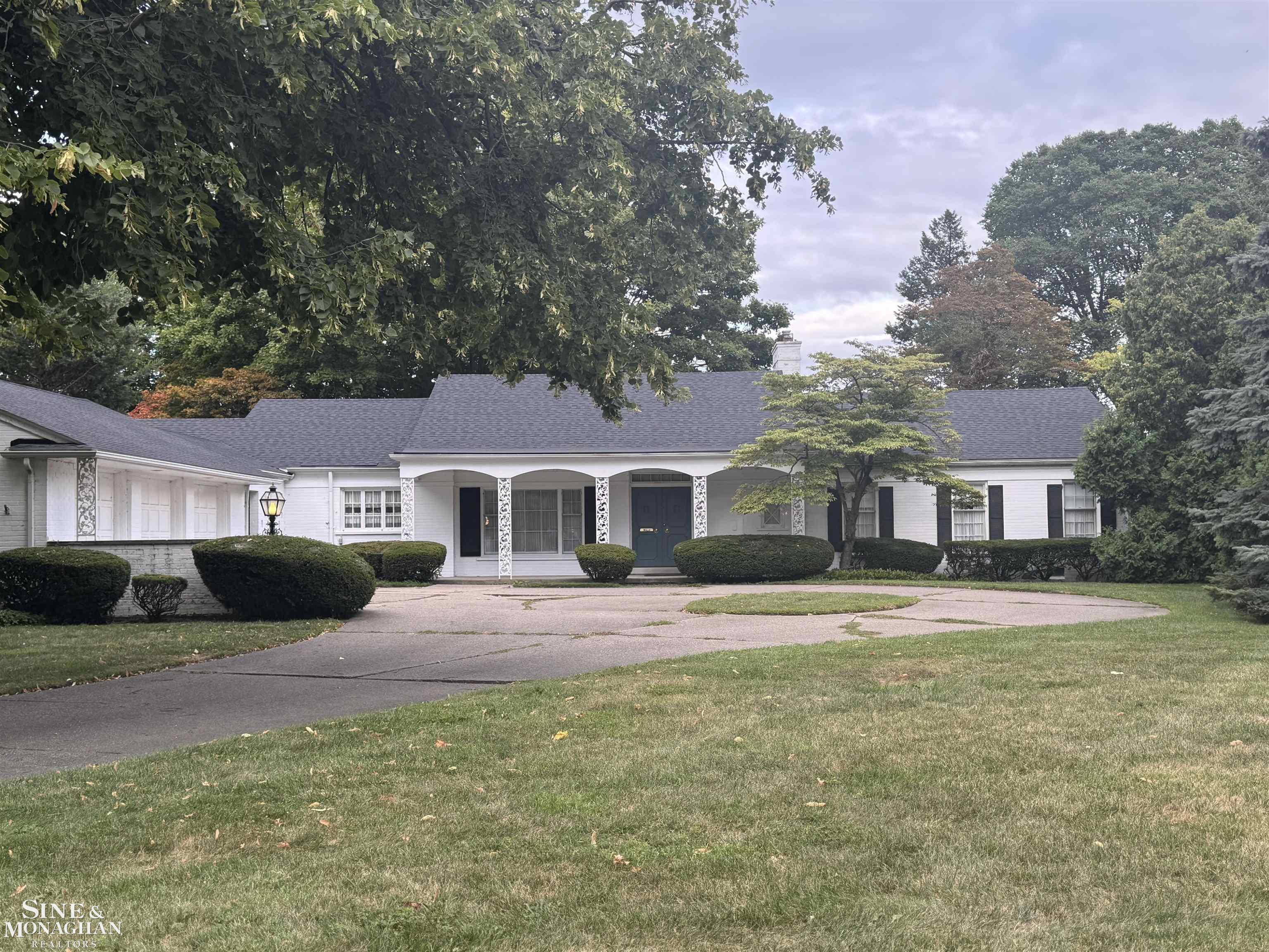 586 Shelden Road Grosse Pointe Shores, MI 48236 - Photo 1 of 1