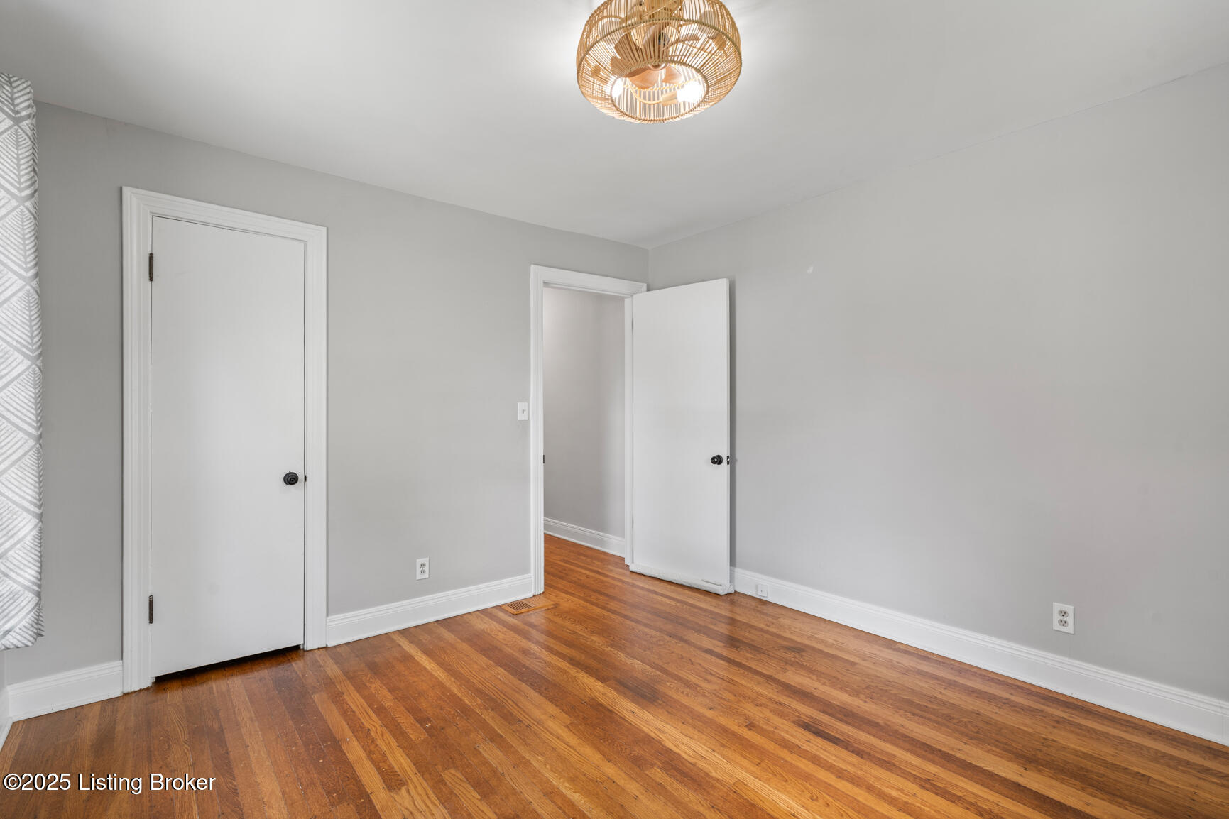 3729 Carol Road Louisville, KY 40218 - Photo 17 of 39 DSC00864