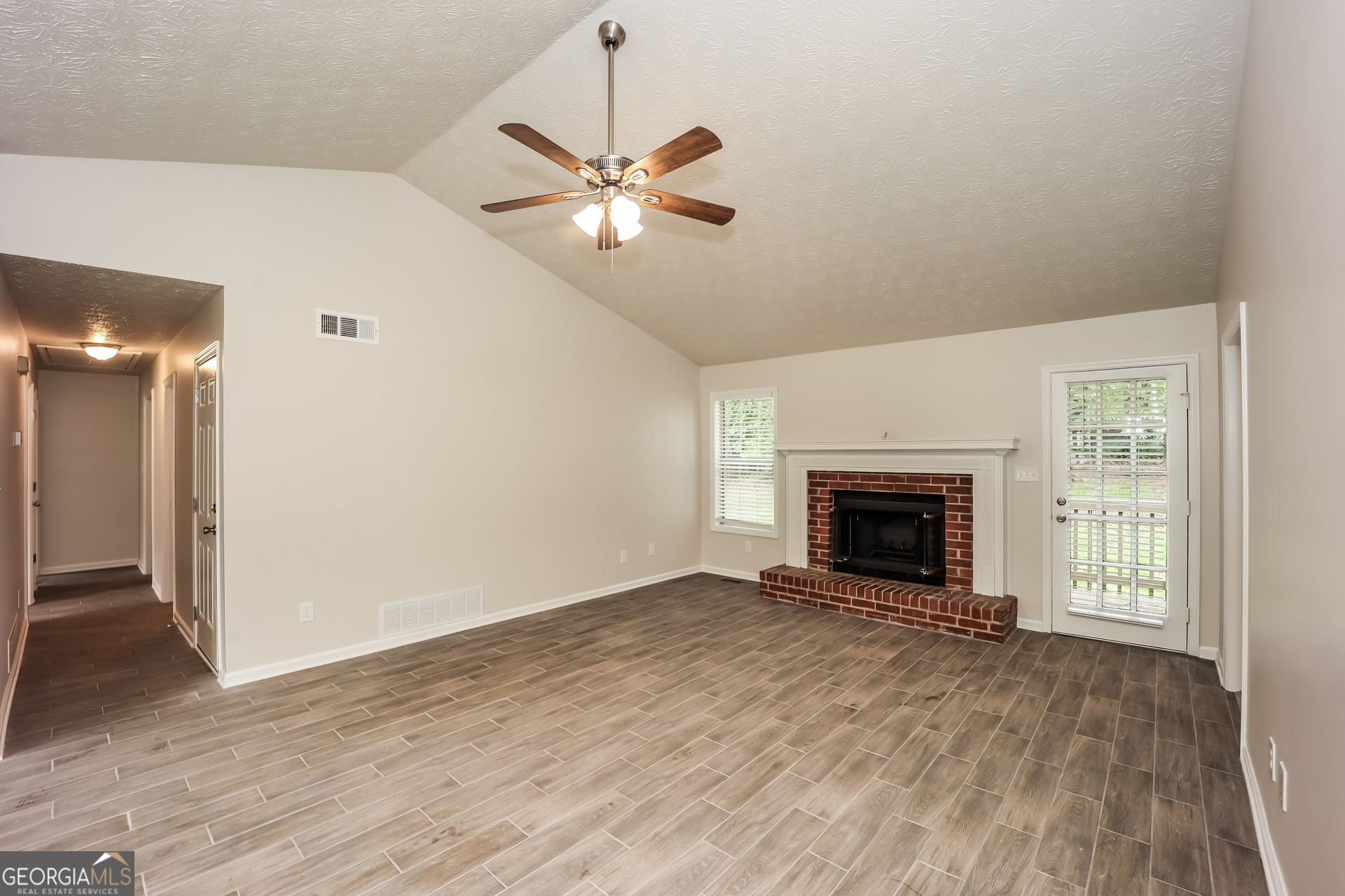 1056 Whistle Drive Austell, GA 30106 - Photo 6 of 17