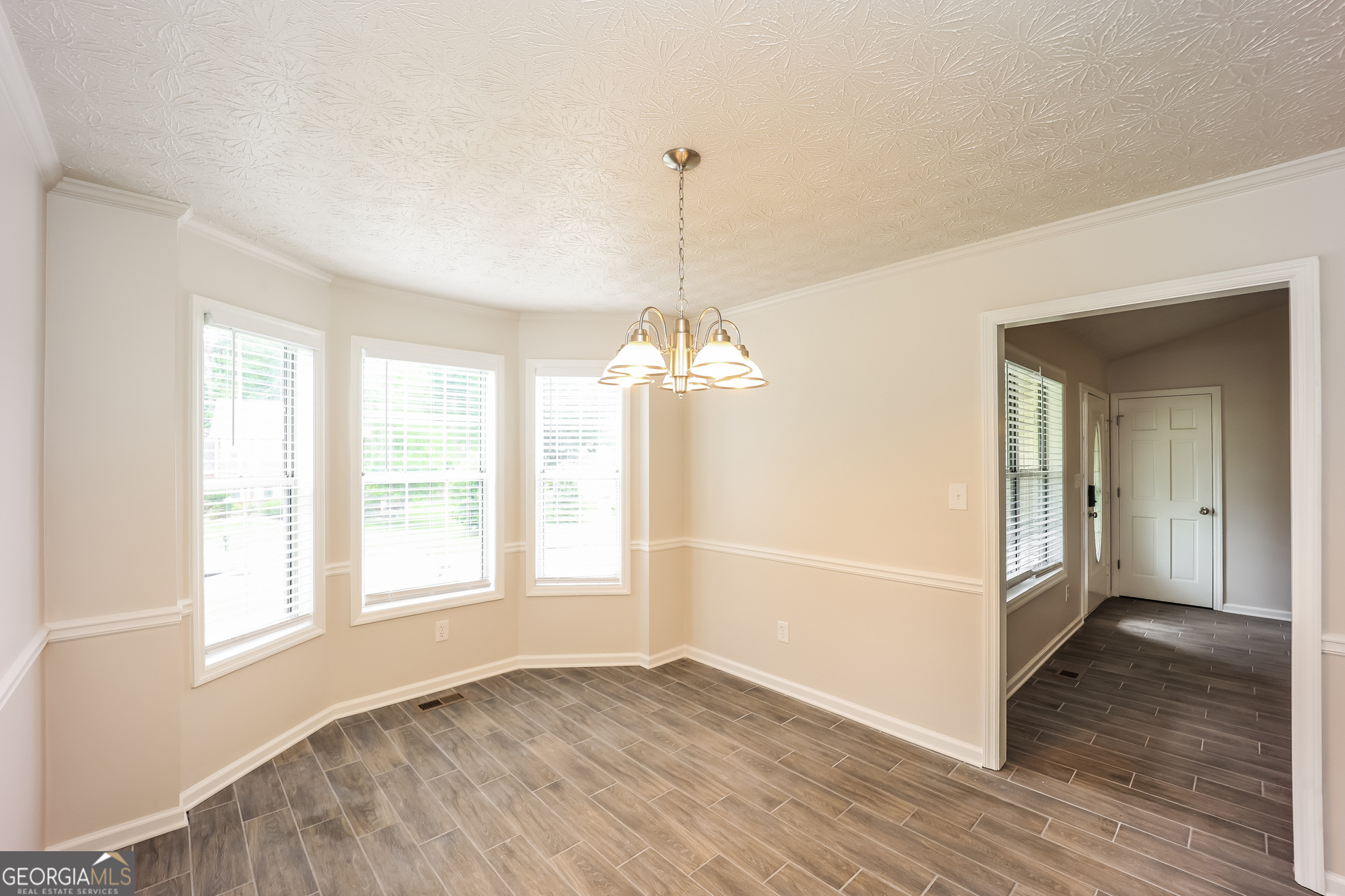 1056 Whistle Drive Austell, GA 30106 - Photo 8 of 17