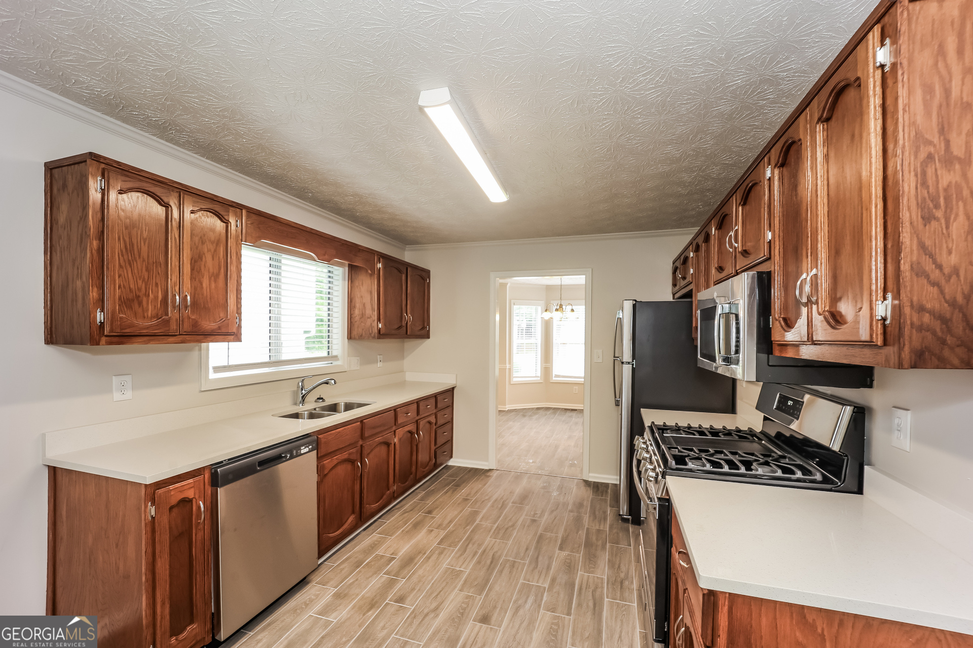 1056 Whistle Drive Austell, GA 30106 - Photo 10 of 17