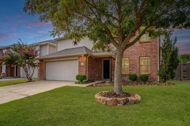 $2,775 | 10633 Lipan Trail, Fort Worth, TX 76108