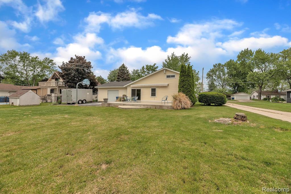 2485 Ruth Drive Fenton, MI 48430 - Photo 48 of 54
