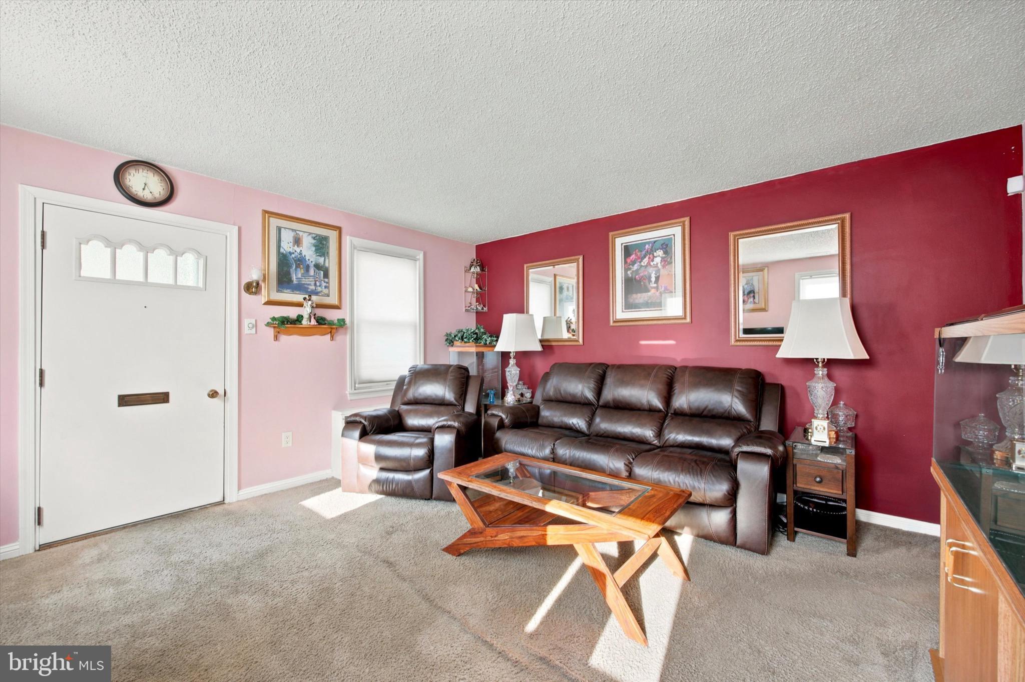 210 Walnut Road Wallingford, PA 19086 - Photo 5 of 30