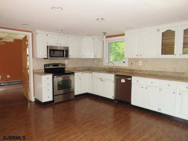 12 Robinson Road Tuckerton, NJ 08224 - Photo 10 of 20 Gallery Image 10