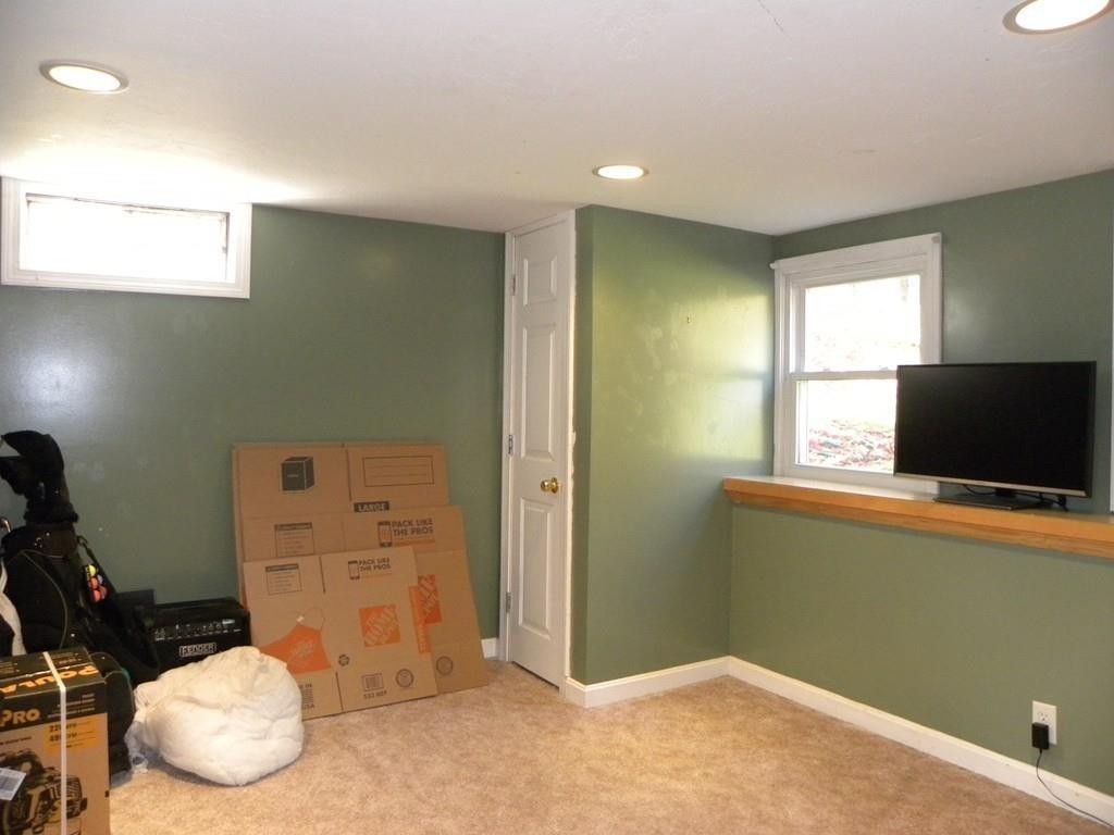 105 Fitzgerald Road Charlton, MA 01507 - Photo 32 of 42