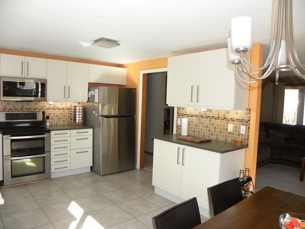 105 Fitzgerald Road Charlton, MA 01507 - Photo 9 of 42