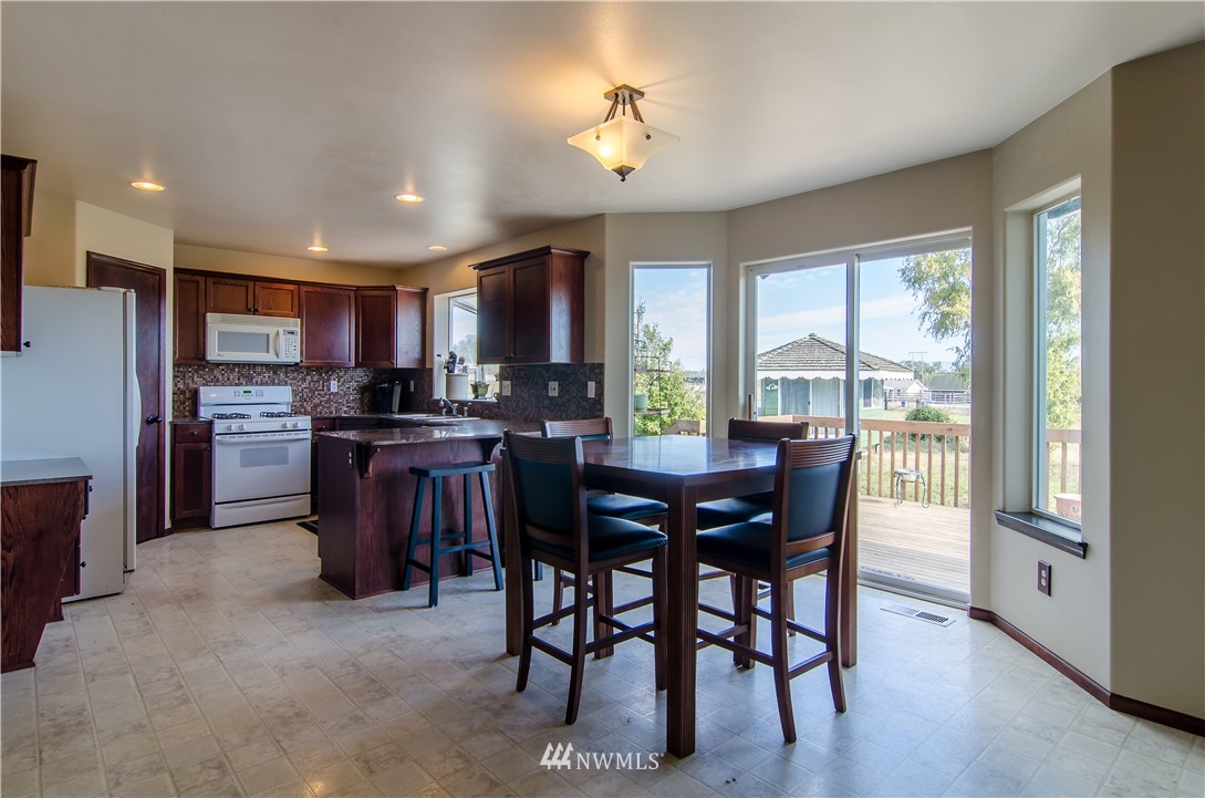 3343 Walltine Road Ferndale, WA 98248 - Photo 7 of 25 Gallery Image 7