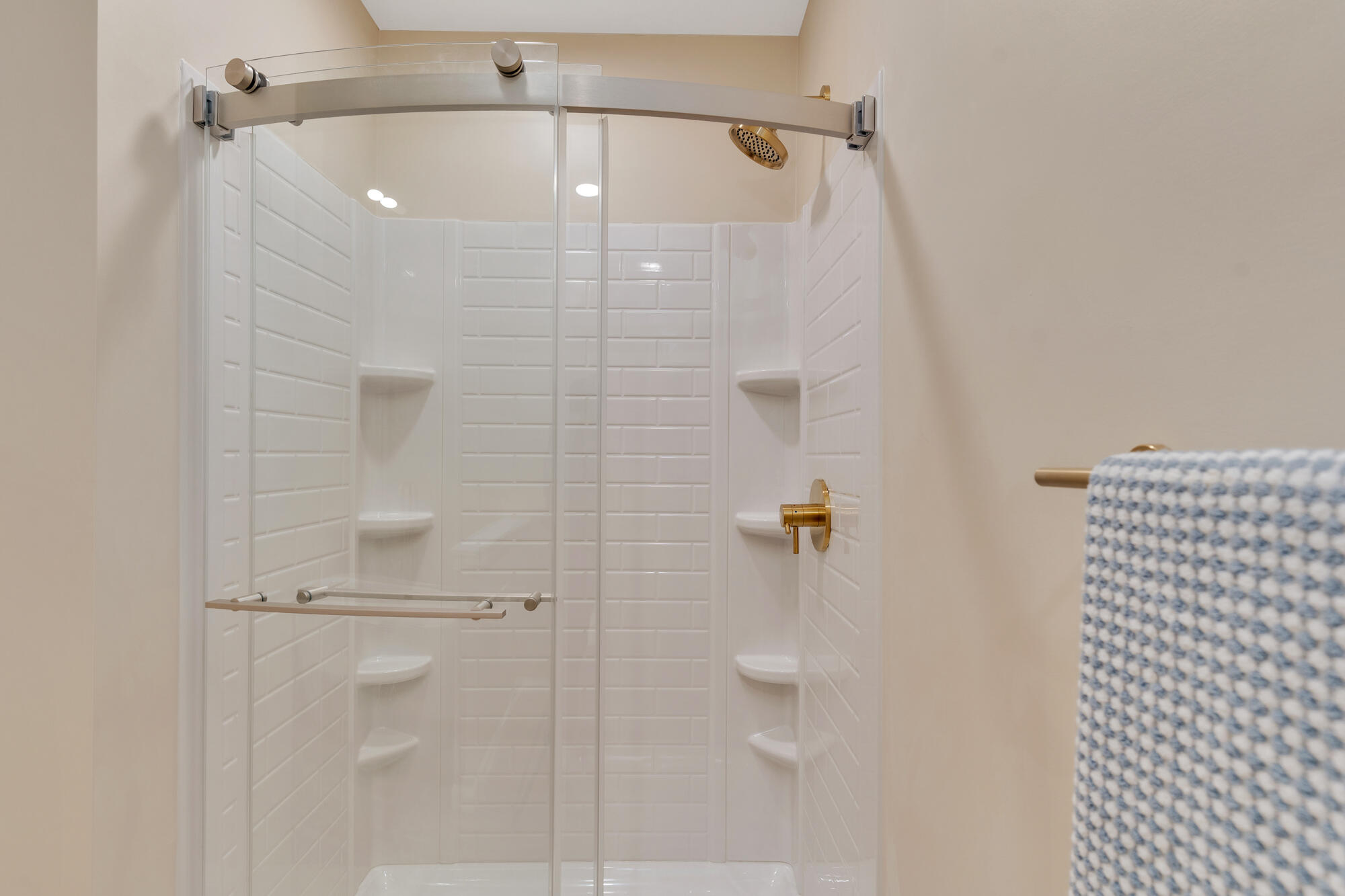 1612 Sunray Drive Chattanooga, TN 37412 - Photo 23 of 37 1612-Sunray-Dr-MLS-Photos-38