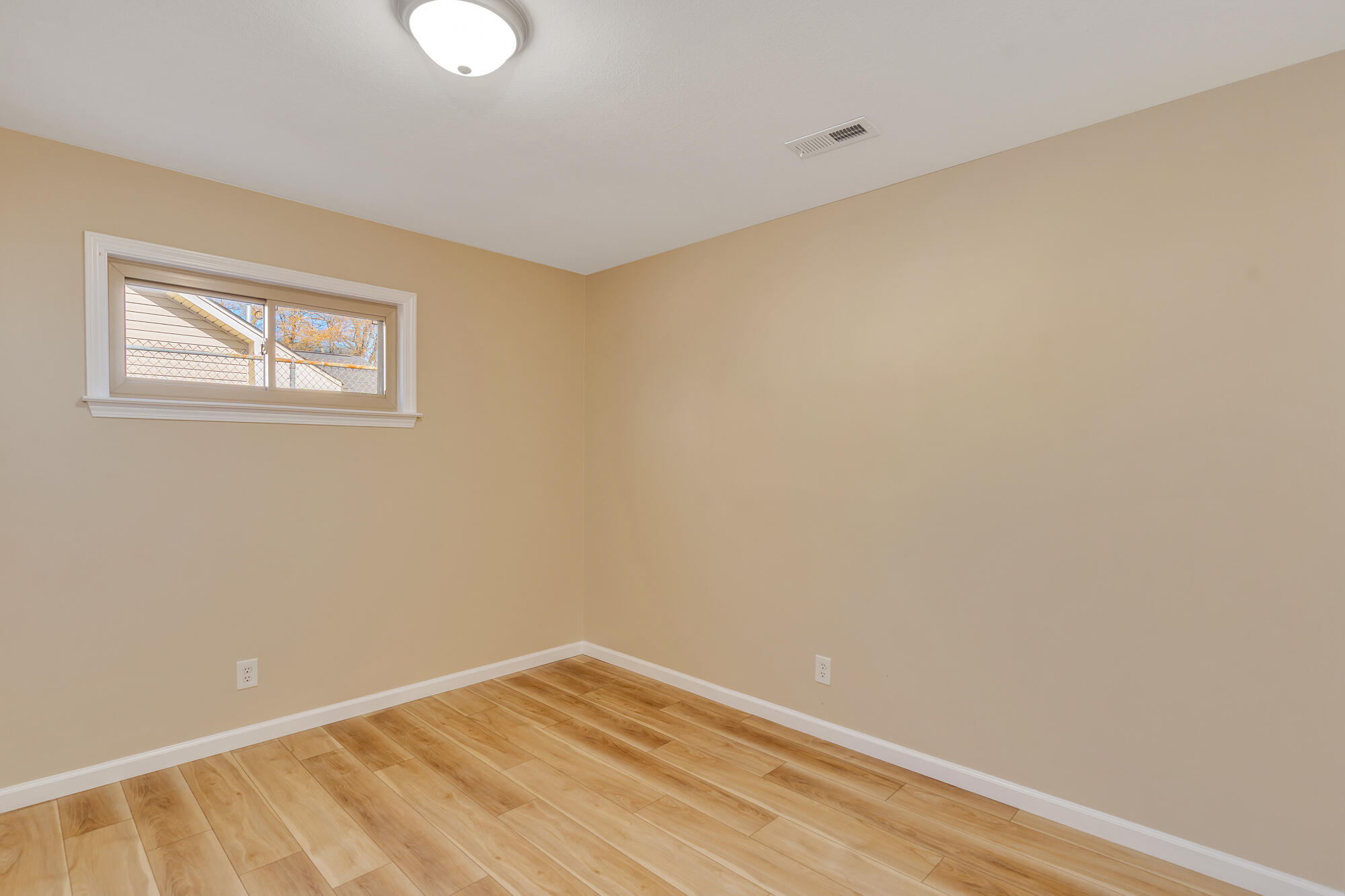 1612 Sunray Drive Chattanooga, TN 37412 - Photo 28 of 37 1612-Sunray-Dr-MLS-Photos-29