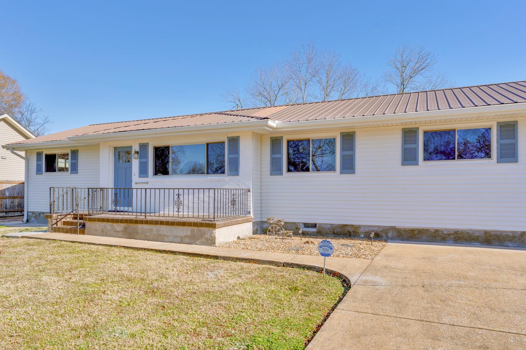 1612 Sunray Drive Chattanooga, TN 37412 - Photo 33 of 37 1612-Sunray-Dr-MLS-Photos-4