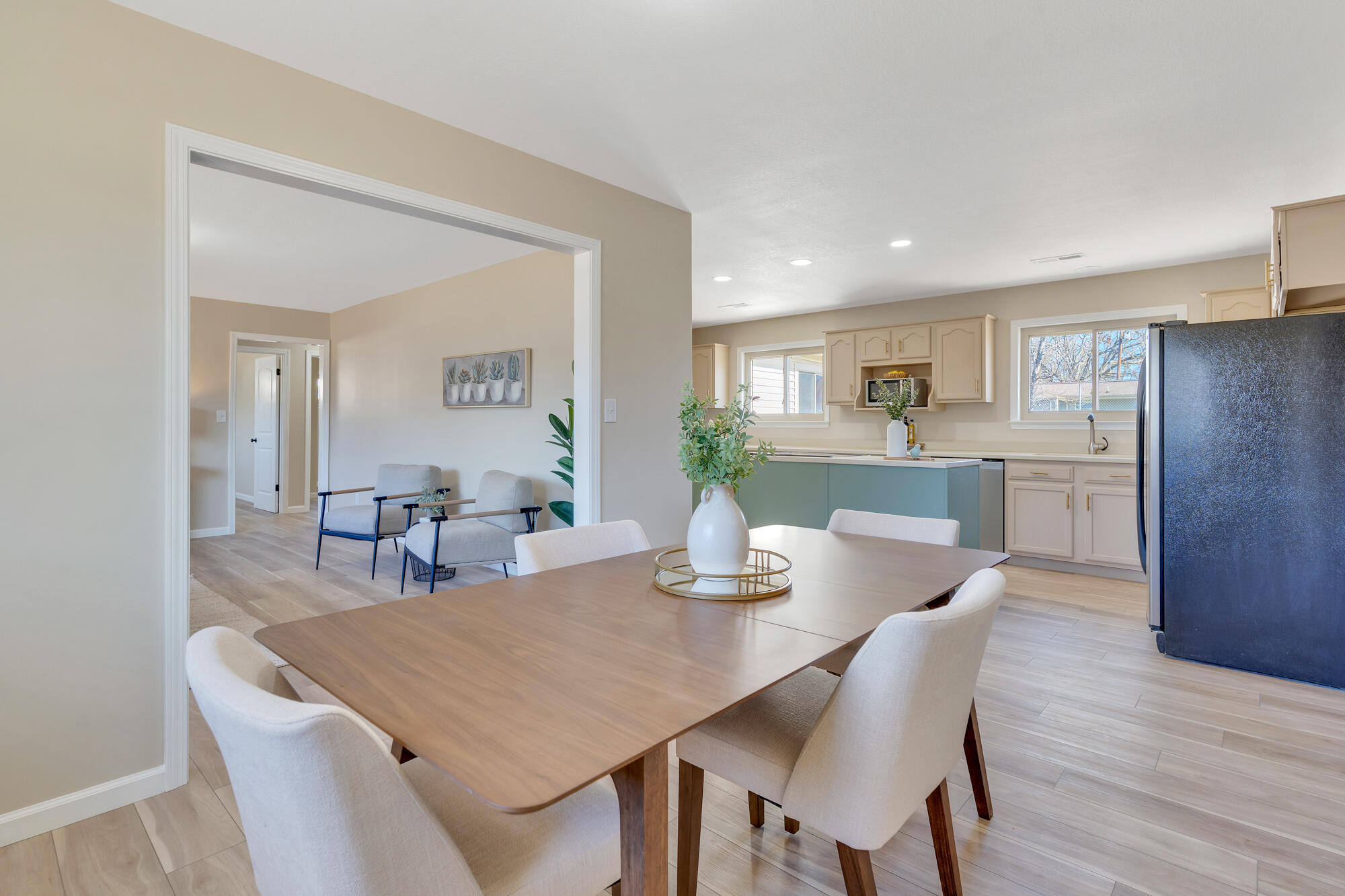 1612 Sunray Drive Chattanooga, TN 37412 - Photo 9 of 37 1612-Sunray-Dr-MLS-Photos-16