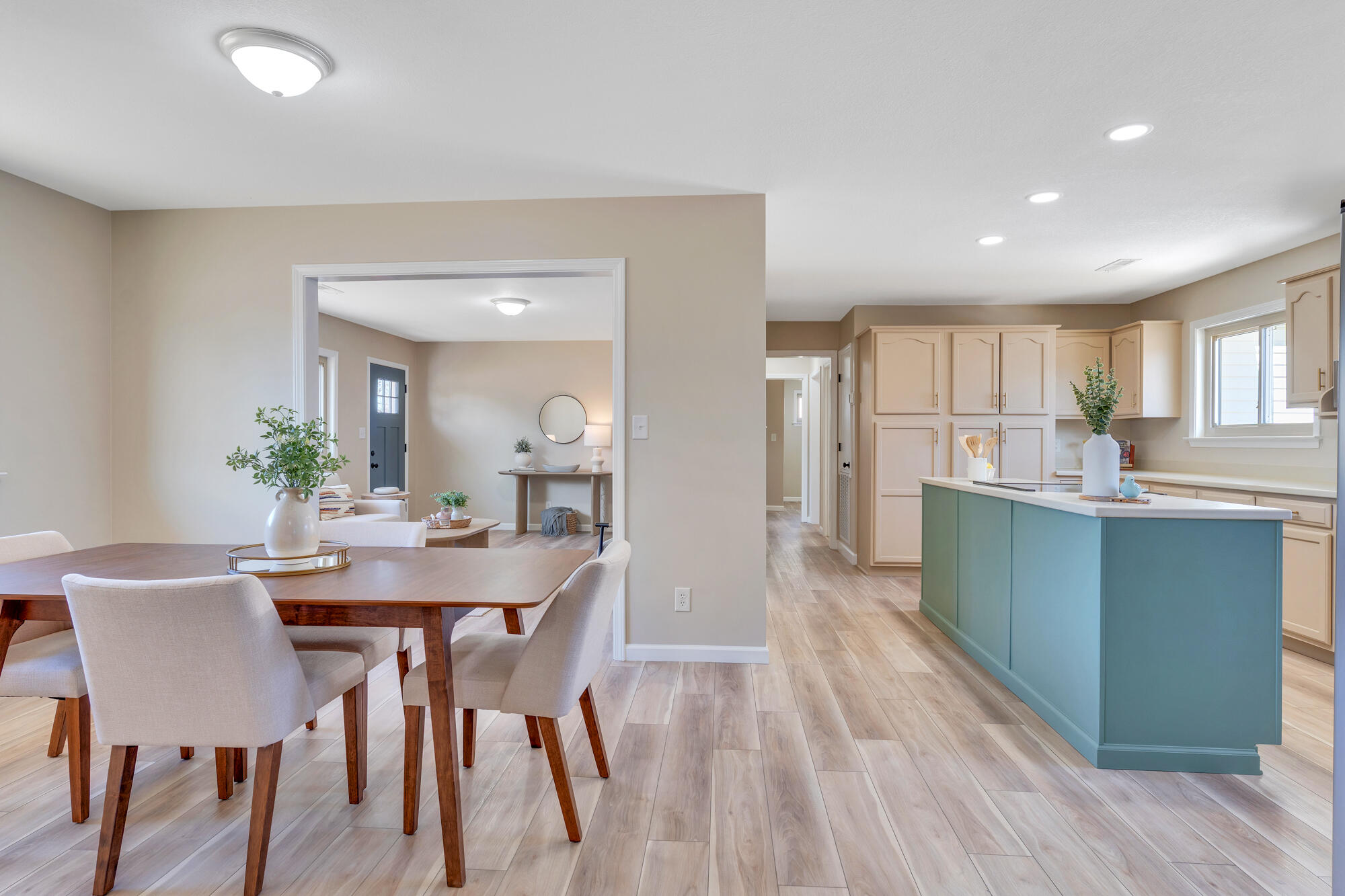 1612 Sunray Drive Chattanooga, TN 37412 - Photo 10 of 37 1612-Sunray-Dr-MLS-Photos-17