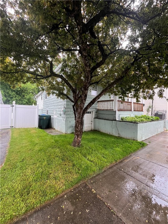 124 Gray Street Rochester, NY 14609 - Photo 3 of 3