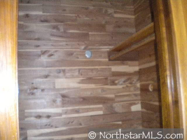 1895 Meadowview Road Bloomington, MN 55425 - Photo 8 of 10