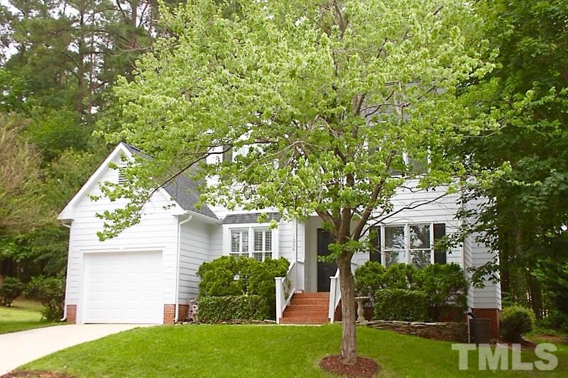 1008 Sheetbend Lane Raleigh, NC 27606 - Photo 2 of 25 Gallery Image 2