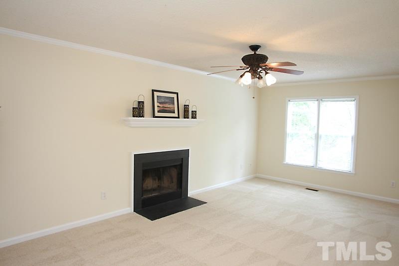 1008 Sheetbend Lane Raleigh, NC 27606 - Photo 4 of 25 Gallery Image 4