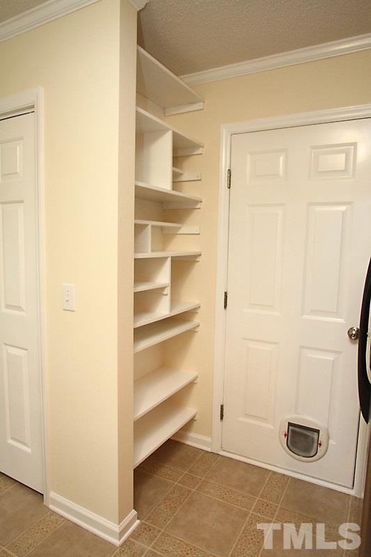 1008 Sheetbend Lane Raleigh, NC 27606 - Photo 10 of 25 Gallery Image 10