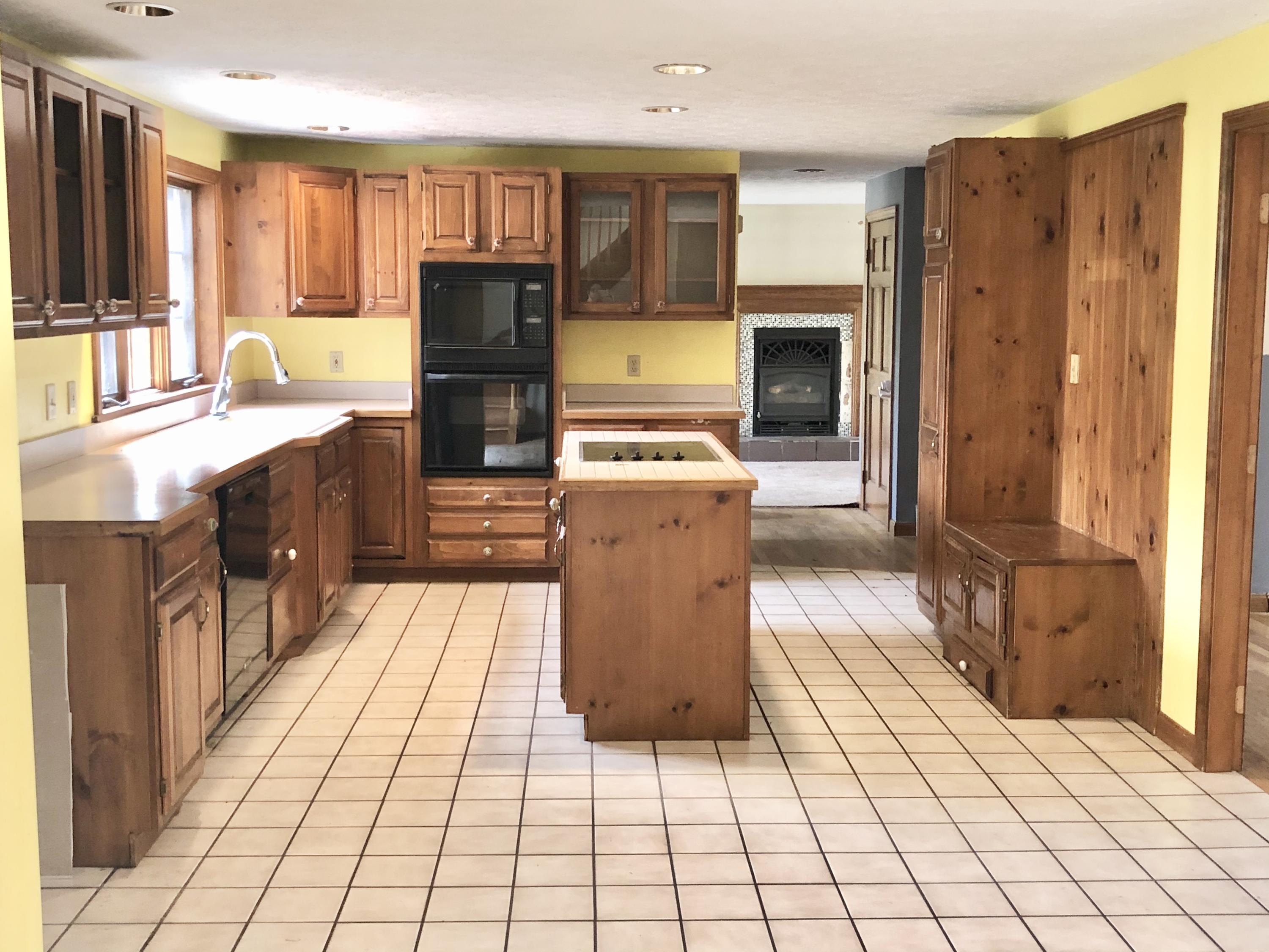 333 Log Cabin Road Arundel, ME 04046 - Photo 9 of 44 Kitchen