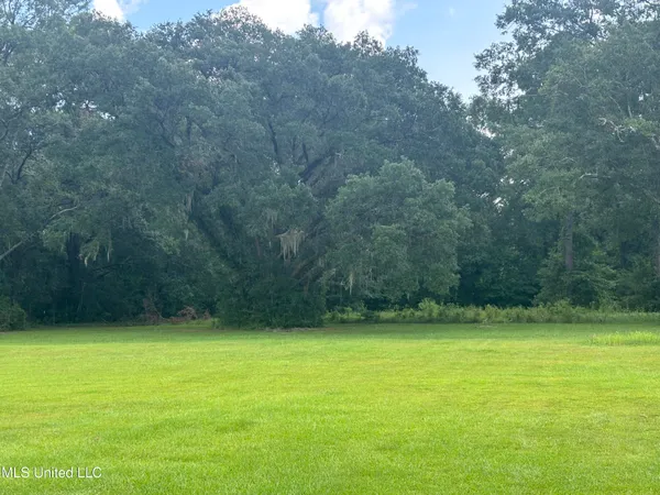 $429,000 | 8 Jennie Lane, Picayune, MS 39466