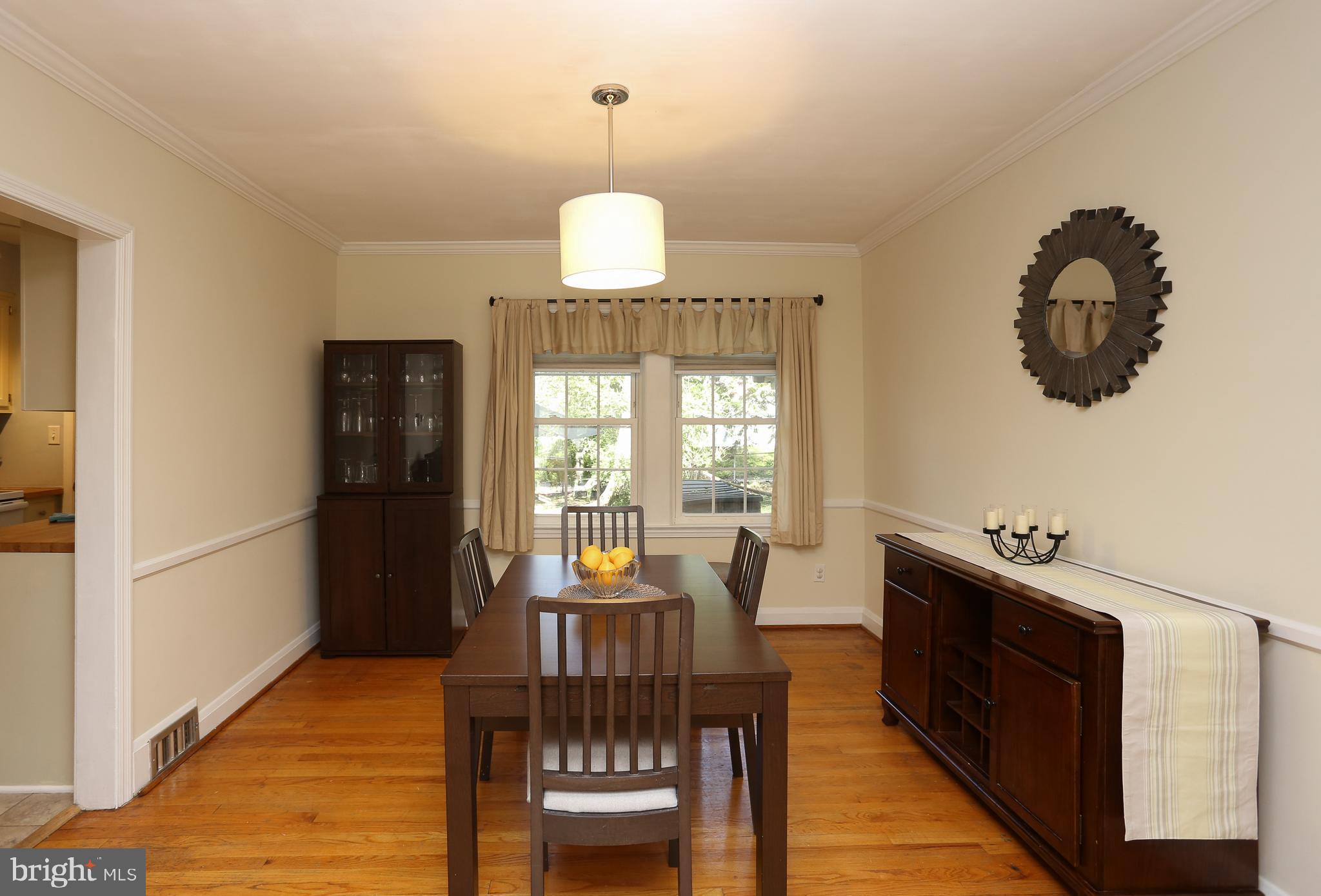 1819 Glen Ridge Road Towson, MD 21286 - Photo 7 of 26 Dining Room