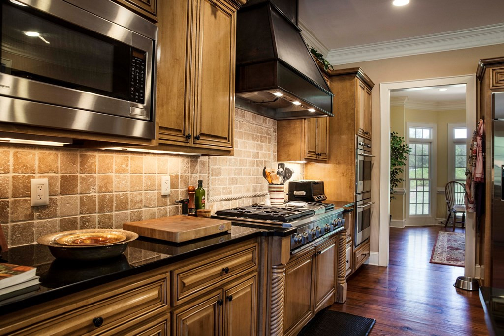 6696 Ridge Road Appling, GA 30802 - Photo 17 of 43 Gourmet Kitchen