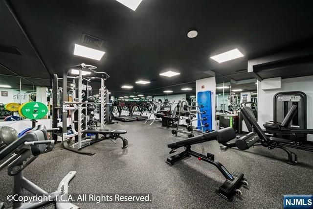1807 Hudson Park Edgewater, NJ 07020 - Photo 21 of 23