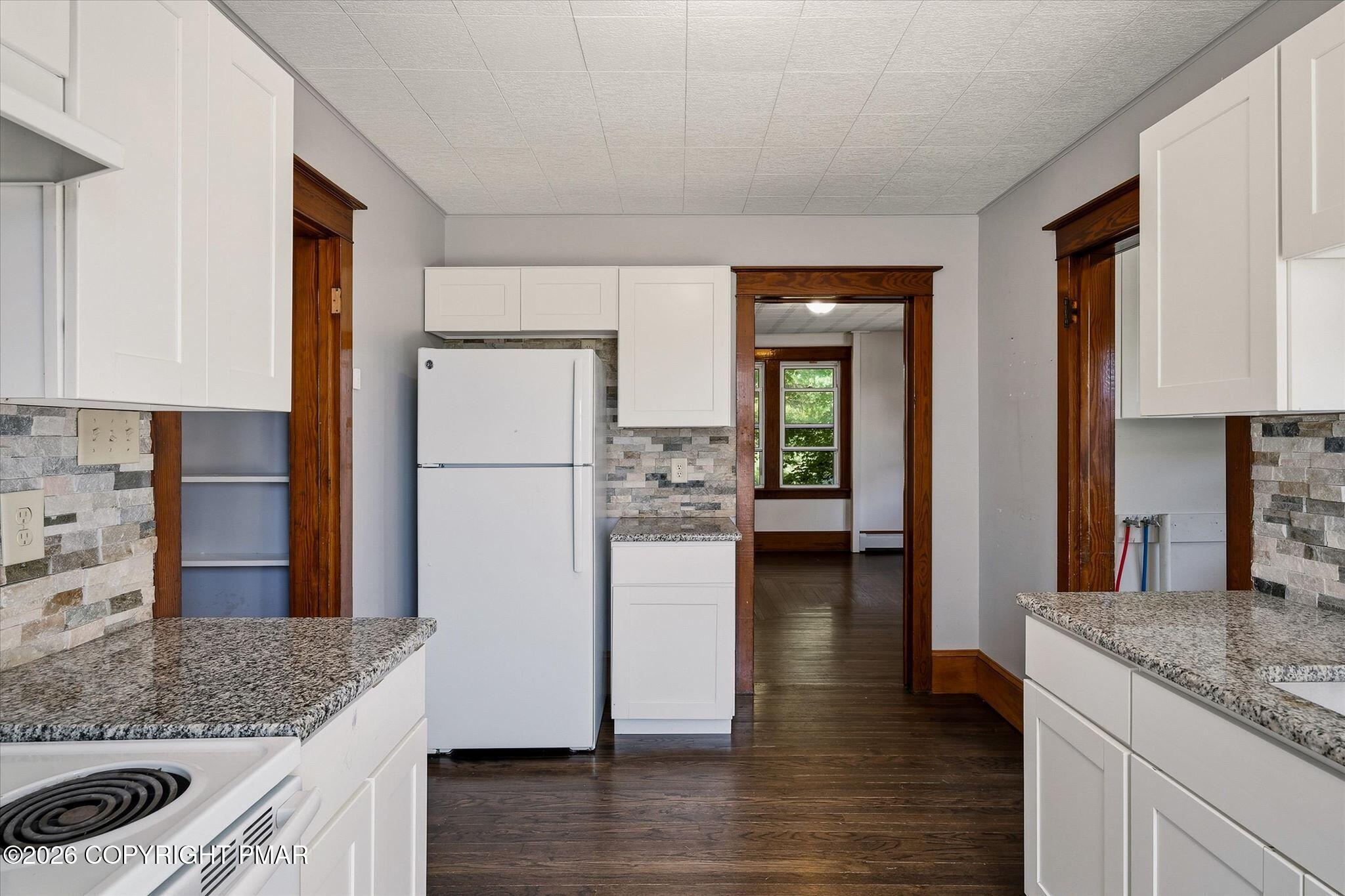 116 Corner Road Gilbert, PA 18331 - Photo 20 of 53 23-HomeView_Media-116_Corner_Rd