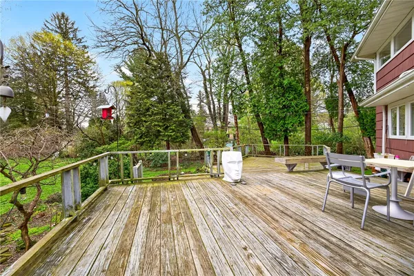 $3,300 | 53 Golfside Parkway, Brighton, NY 14610