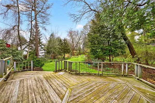 $3,300 | 53 Golfside Parkway, Brighton, NY 14610