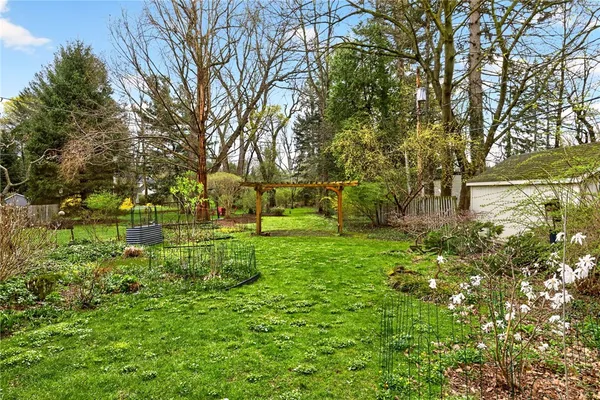 $3,300 | 53 Golfside Parkway, Brighton, NY 14610