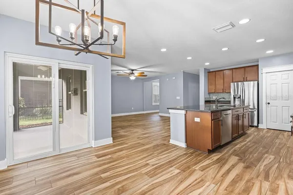 $2,800 | 16109 Starling Crossing Drive, Lithia, FL 33547