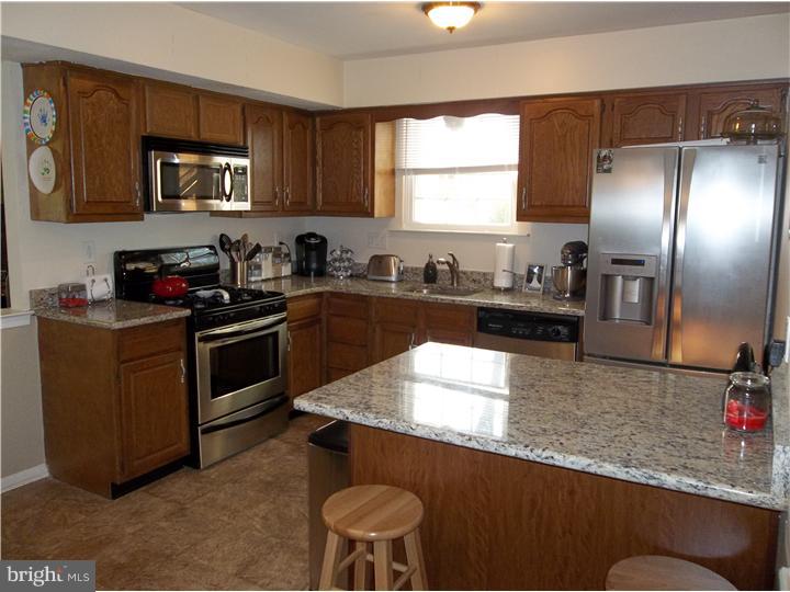 4 Jupiter Drive Sewell, NJ 08080 - Photo 5 of 22 Kitchen