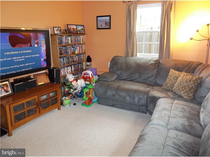 4 Jupiter Drive Sewell, NJ 08080 - Photo 9 of 22 Family Room