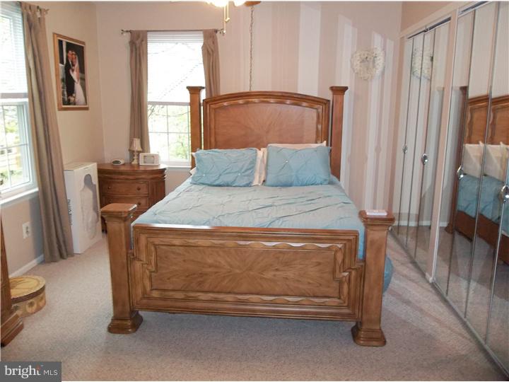 4 Jupiter Drive Sewell, NJ 08080 - Photo 10 of 22 Master Bedroom