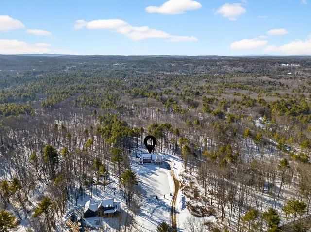 $1,550,000 | 92 Town Farm Road, North Yarmouth, ME 04097