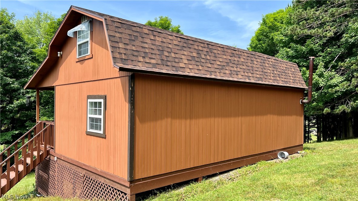 5017 Jade Road Northwest Carrollton, OH 44615 - Photo 3 of 22