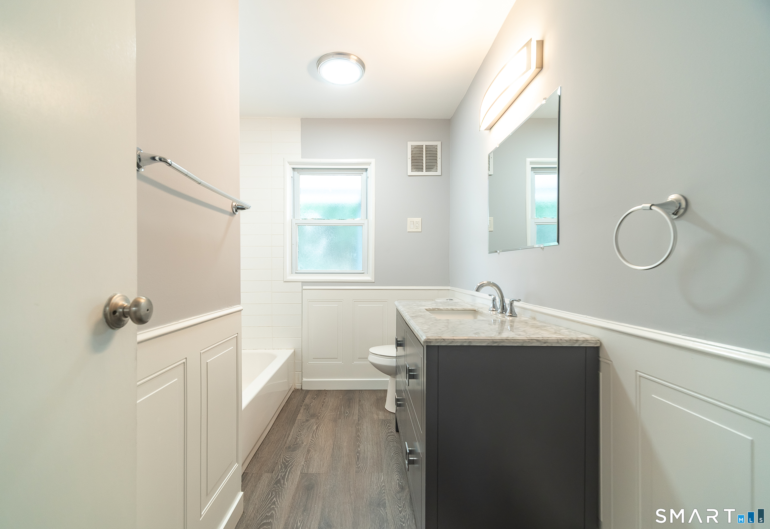 476 Ruth Street Bridgeport, CT 06606 - Photo 17 of 38