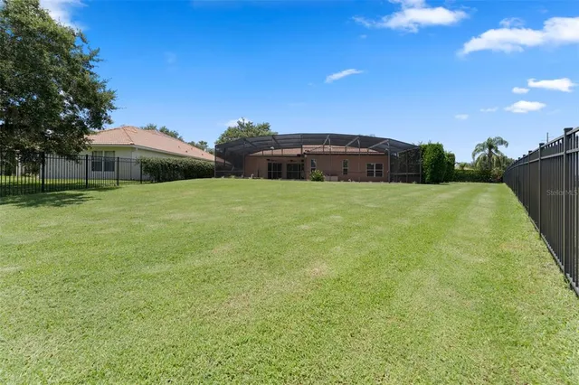 a view of a tennis court