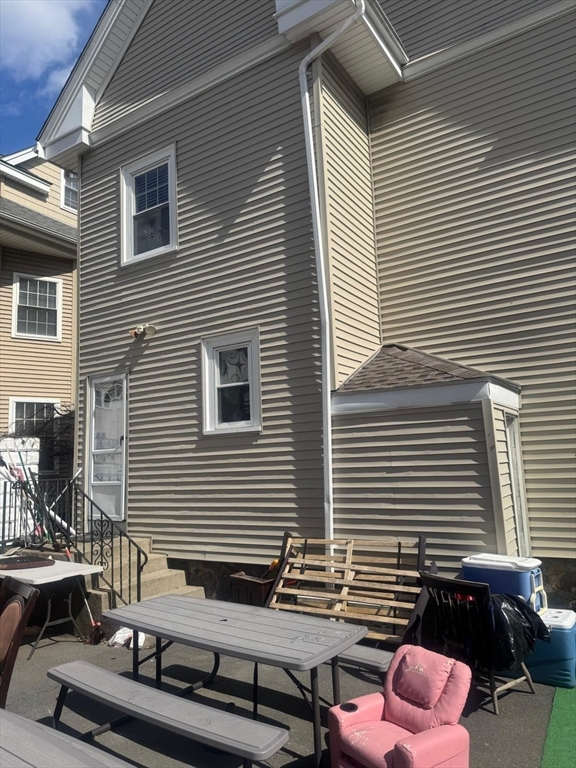 40 Baker Road Everett, MA 02149 - Photo 2 of 27