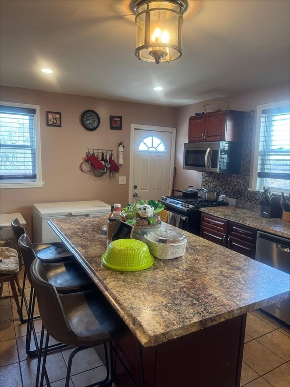 40 Baker Road Everett, MA 02149 - Photo 6 of 27